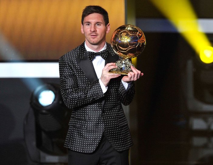 Lionel Messi, Well Done Sir